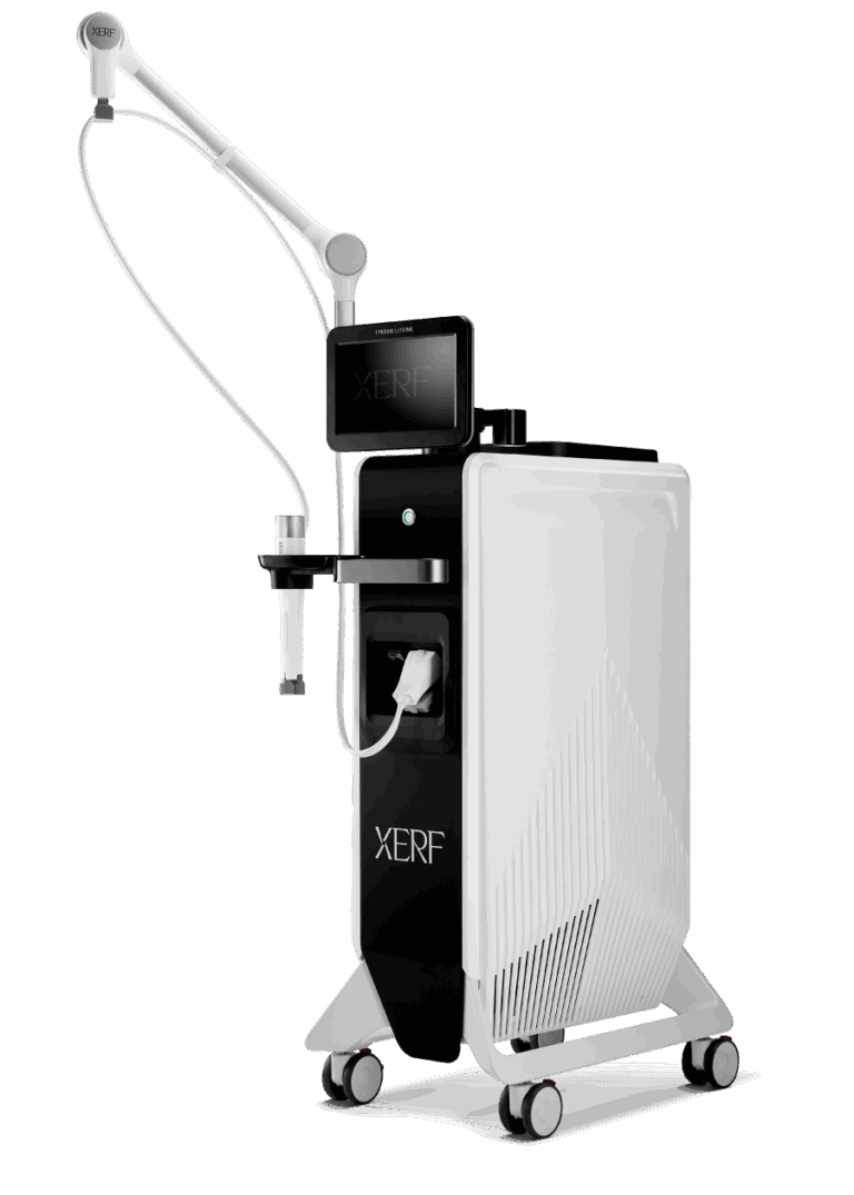 Equipamento de radiofrequência XERF, com braço articulado e aplicador de mão, utilizado na Clínica Balma